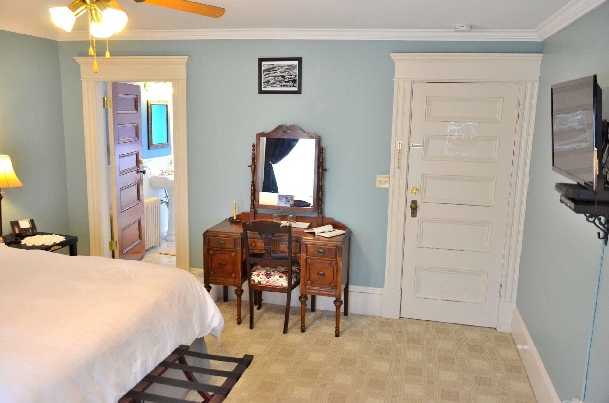 Island Home Bed And Breakfast Summerside Exteriör bild
