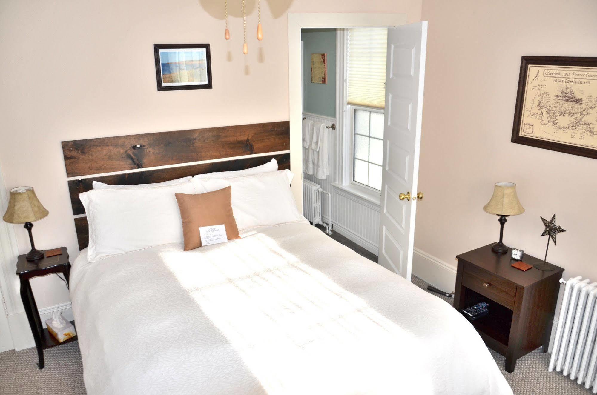 Island Home Bed And Breakfast Summerside Exteriör bild